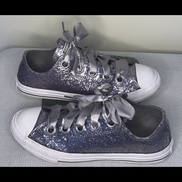 Sparkly Converse - Picture 5 of 6